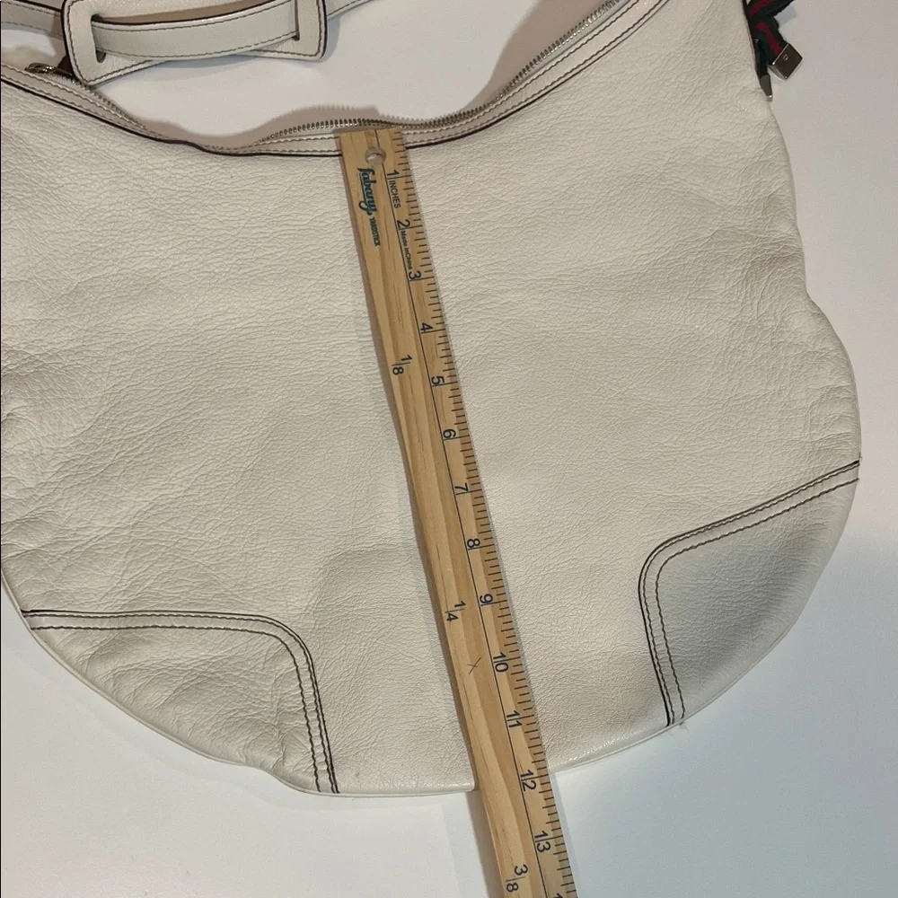 Authentic Gucci White Leather Hobo Bag - Picture 10 of 11